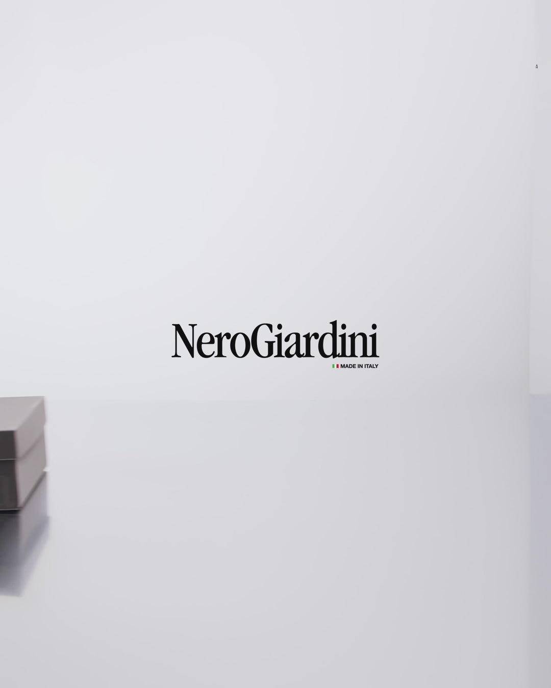 Nero Giardini Botim